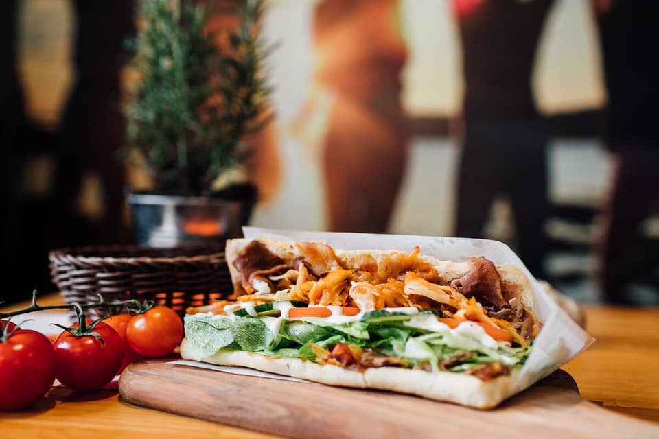 Efes Tarnow - chrupiaca kanapka